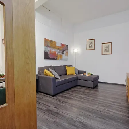 Urbana Delicious Flat Рим